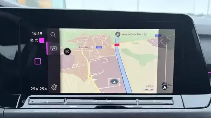 Photo 19 Volkswagen Golf  1.5 eTSI OPF 150 DSG7