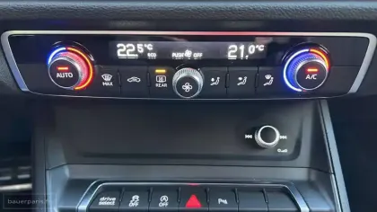 Photo 16 Audi Q3  Sportback 35 TFSI 150 ch S tronic 7