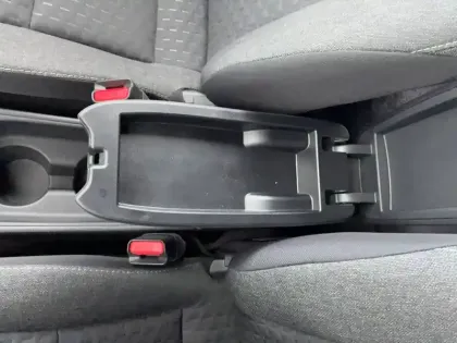 Photo 19 Toyota Yaris  Cross Hybride 130h 2WD