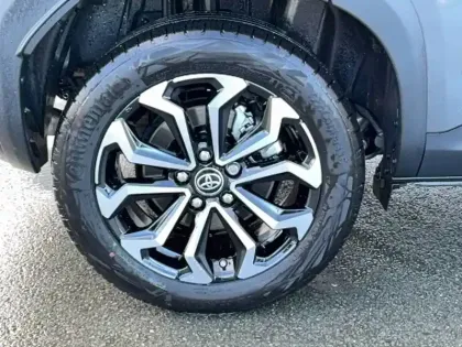 Photo 11 Toyota Yaris  Cross Hybride 130h 2WD