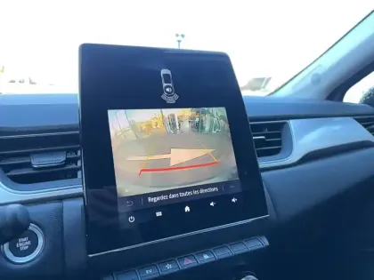 Photo 11 Renault Captur  E-Tech full hybrid 145