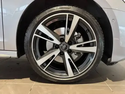 Photo 33 Audi A3  Sportback 40 TFSIe 204 S tronic 6