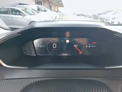 Photo 9 Peugeot 208  PureTech 100 S&S BVM6