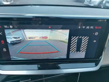 Photo 34 Peugeot 208  PureTech 100 S&S BVM6