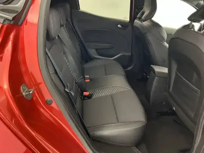 Photo 15 Renault Clio  E-Tech full hybrid 145