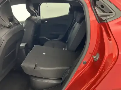 Photo 26 Renault Clio  E-Tech full hybrid 145