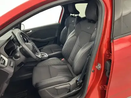 Photo 9 Renault Clio  E-Tech full hybrid 145