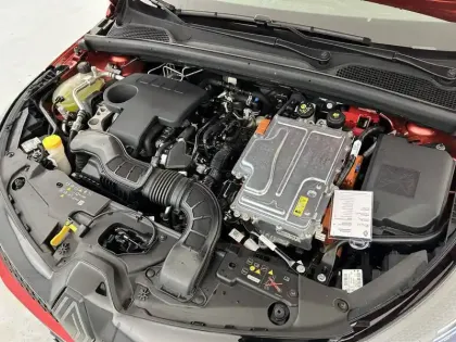 Photo 21 Renault Clio  E-Tech full hybrid 145