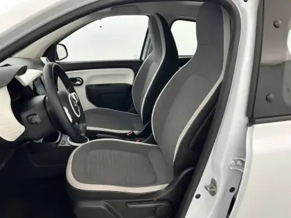 Photo 17 Renault Twingo  III SCe 65