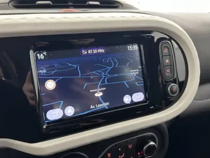 Photo 31 Renault Twingo  III SCe 65