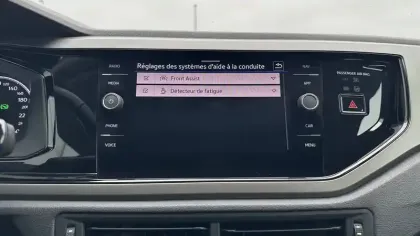 Photo 25 Volkswagen Polo  1.0 TSI 95 S&S DSG7