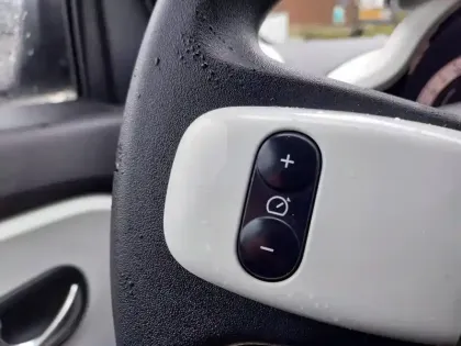 Photo 22 Renault Twingo  III E-Tech