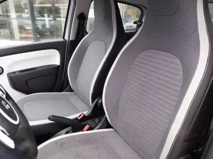 Photo 10 Renault Twingo  III E-Tech