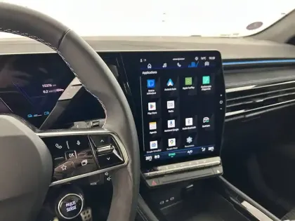 Photo 22 Renault Austral  E-Tech full hybrid 200 GSR2