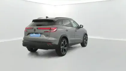 Photo 15 Renault Austral  E-Tech full hybrid 200 GSR2