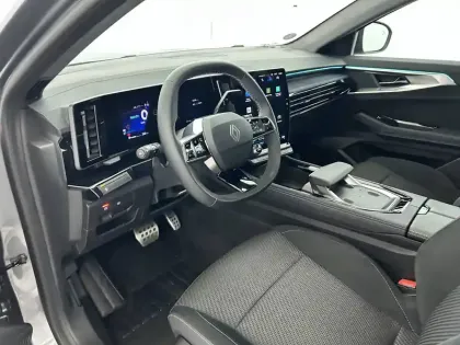 Photo 20 Renault Austral  E-Tech full hybrid 200 GSR2