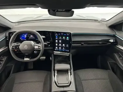 Photo 37 Renault Austral  E-Tech full hybrid 200 GSR2