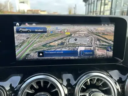 Photo 8 Mercedes GLA  200 d 8G-DCT