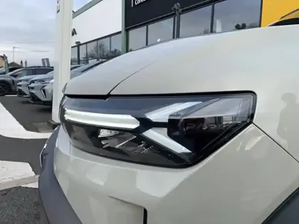 Photo 29 Dacia Duster  Hybrid 140