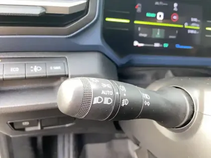 Photo 21 Dacia Duster  Hybrid 140