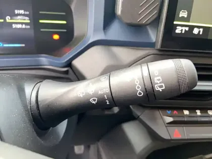 Photo 22 Dacia Duster  Hybrid 140