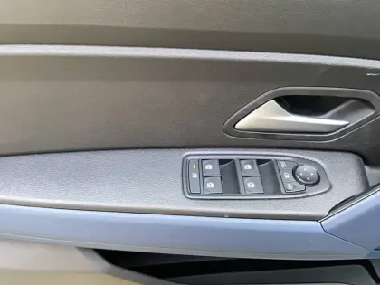 Photo 17 Dacia Duster  Hybrid 140