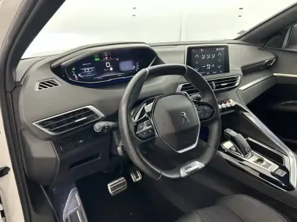 Photo 18 Peugeot 3008  BlueHDi 130ch S&S EAT8