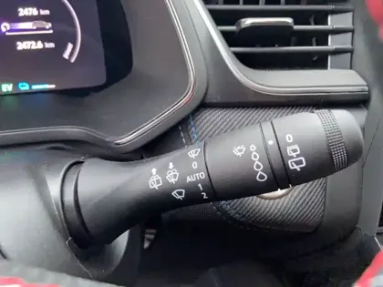 Photo 24 Renault Captur  E-Tech full hybrid 160 ch