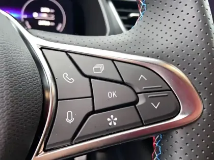 Photo 21 Renault Captur  E-Tech full hybrid 160 ch