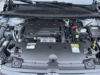 Photo 11 Citroën C5 aircross  Hybride Rechargeable 195 e-EAT7