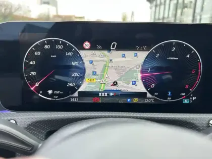 Photo 25 Mercedes Classe A  180 d 8G-DCT