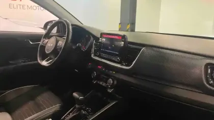 Photo 21 Kia Stonic  1.0 T-GDi 120 ch MHEV DCT7