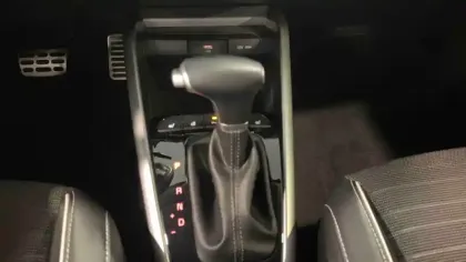 Photo 19 Kia Stonic  1.0 T-GDi 120 ch MHEV DCT7