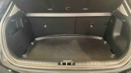 Photo 7 Kia Stonic  1.0 T-GDi 120 ch MHEV DCT7