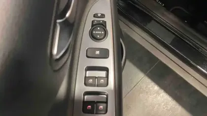 Photo 16 Kia Stonic  1.0 T-GDi 120 ch MHEV DCT7