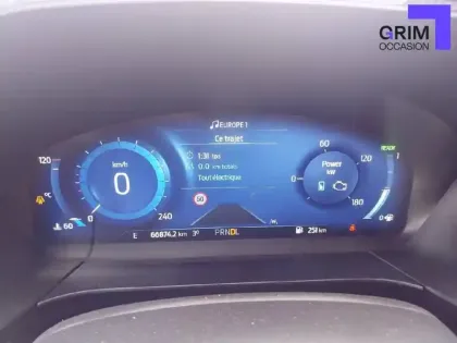 Photo 6 Ford Kuga  2.5 Duratec 190 ch FlexiFuel FHEV E85 Powershift