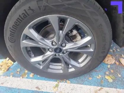 Photo 13 Ford Kuga  2.5 Duratec 190 ch FlexiFuel FHEV E85 Powershift