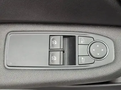 Photo 32 Renault Clio  TCe 90