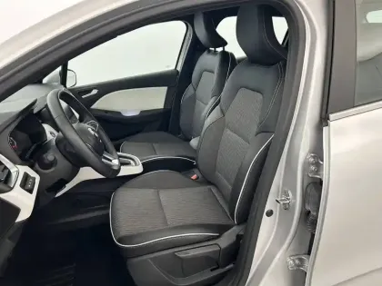 Photo 12 Renault Clio  E-Tech 140 - 21N