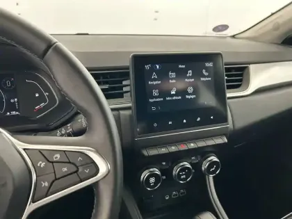 Photo 11 Renault Captur  E-Tech full hybrid 145