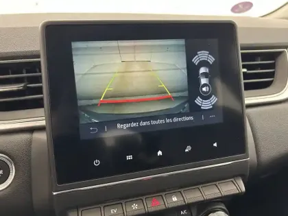 Photo 19 Renault Captur  E-Tech full hybrid 145