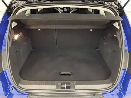 Photo 17 Renault Captur  E-Tech full hybrid 145