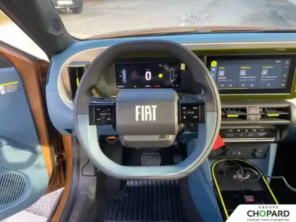 Photo 12 Fiat Grande Panda  T-Gen 3 1.2 Hybrid Turbo 110 ch eDCT6