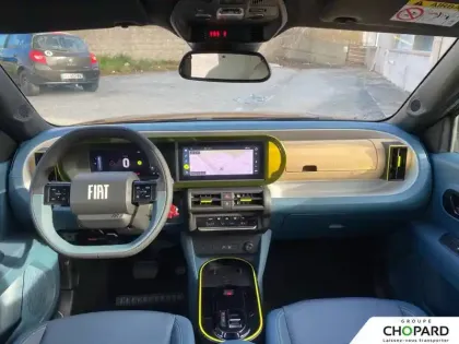 Photo 10 Fiat Grande Panda  T-Gen 3 1.2 Hybrid Turbo 110 ch eDCT6