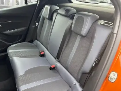 Photo 22 Peugeot 2008  PureTech 130 S&S BVM6 Allure