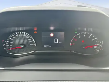 Photo 20 Peugeot 2008  PureTech 130 S&S BVM6 Allure