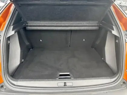 Photo 7 Peugeot 2008  PureTech 130 S&S BVM6 Allure