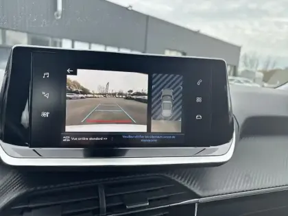 Photo 25 Peugeot 2008  PureTech 130 S&S BVM6 Allure