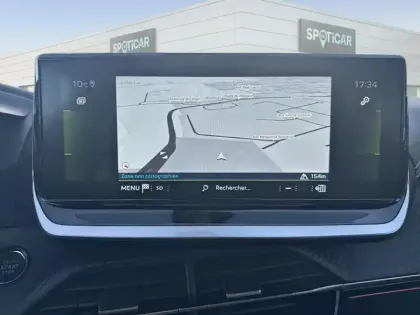 Photo 21 Peugeot 2008  PureTech 130 S&S BVM6 GT