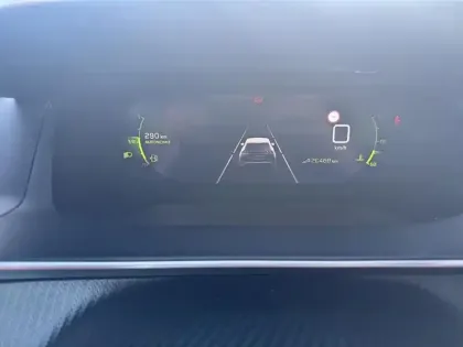 Photo 20 Peugeot 2008  PureTech 130 S&S BVM6 GT